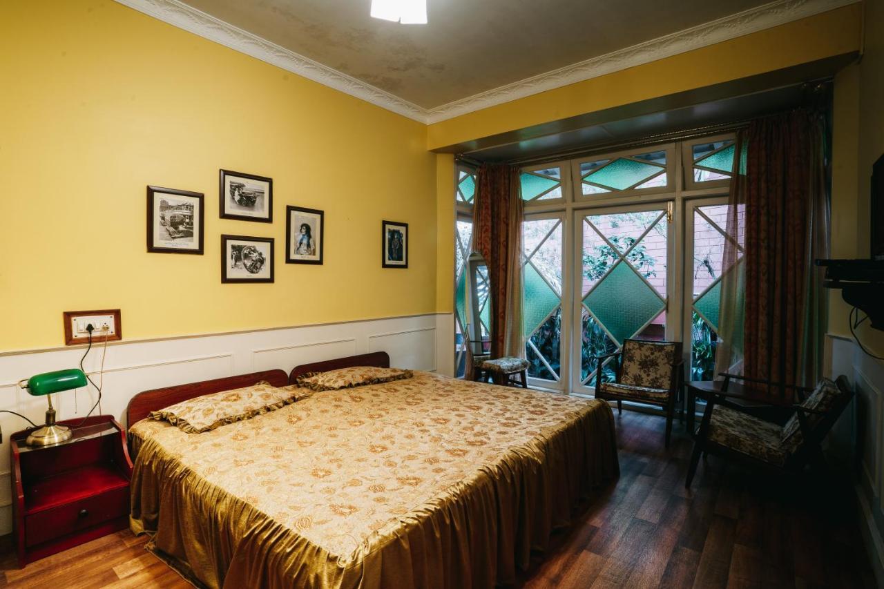 Rock Cliff Home Stay Šillong Exteriér fotografie