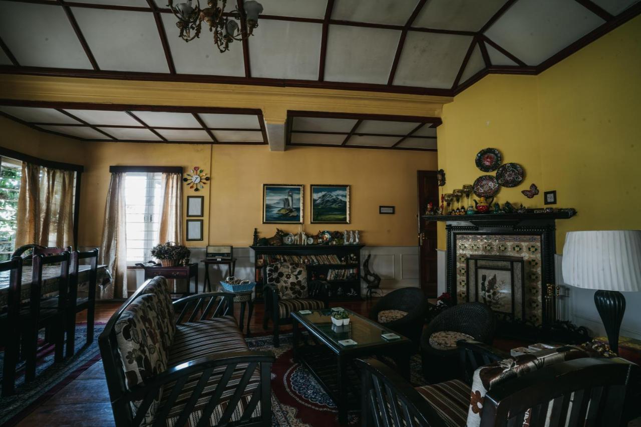 Rock Cliff Home Stay Šillong Exteriér fotografie